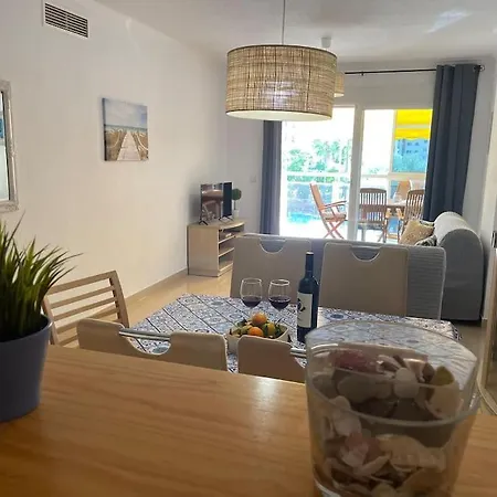 Cala Esmeralda Апартаменты *